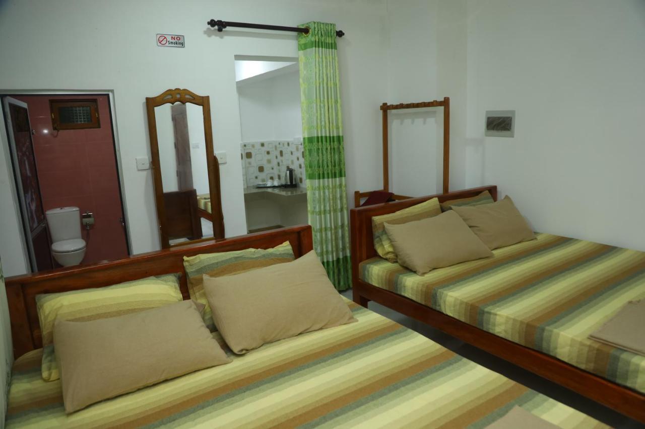 Forest View Home Stay อนุราธปุระ ภายนอก รูปภาพ