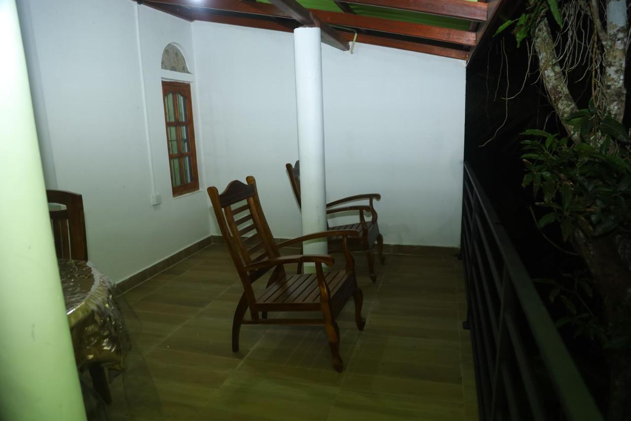 Forest View Home Stay อนุราธปุระ ภายนอก รูปภาพ