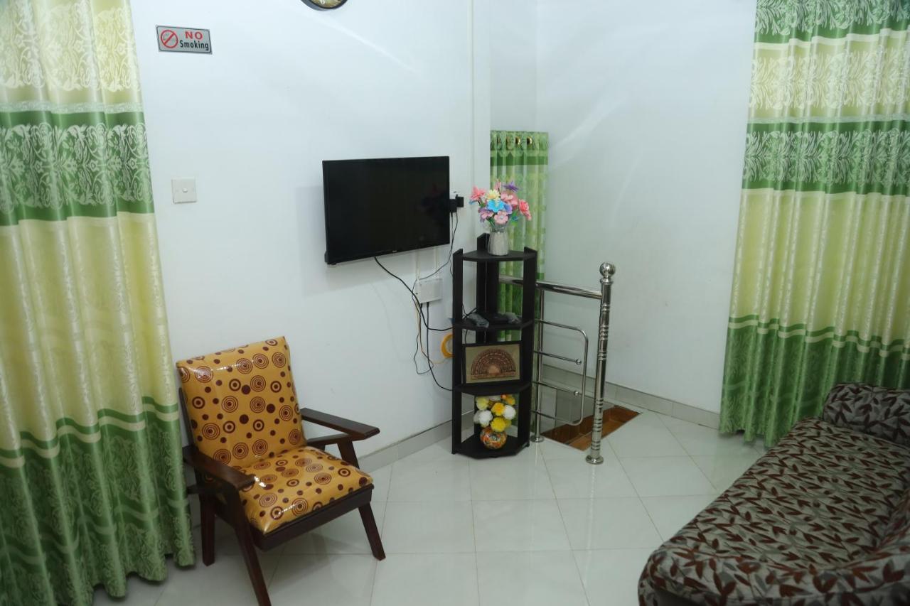 Forest View Home Stay อนุราธปุระ ภายนอก รูปภาพ