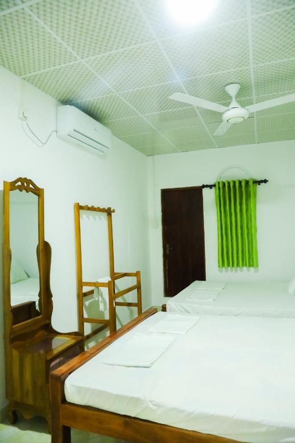 Forest View Home Stay อนุราธปุระ ภายนอก รูปภาพ